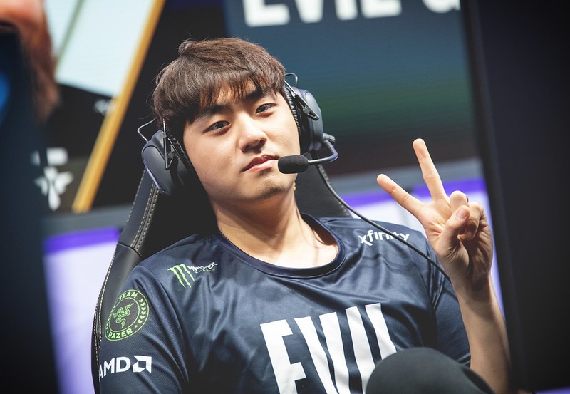 Ex-SKT T1 champion Bang announces retirement from LoL esports